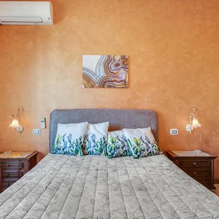 Roomy And Bright Apartment With Balconies X6 Catane Extérieur photo
